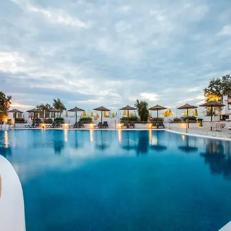 Отель Mikri Vigla Hotel Beach Resort