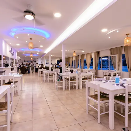 ホテル Mikri Vigla Hotel Beach Resort